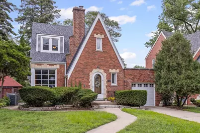 530 Byrd Road, Riverside, IL 60546 - Photo 1