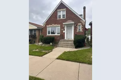10608 S Prairie Avenue, Chicago, IL 60628 - Photo 1