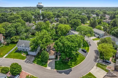 6382 Twin Oaks Lane, Lisle, IL 60532 - Photo 1