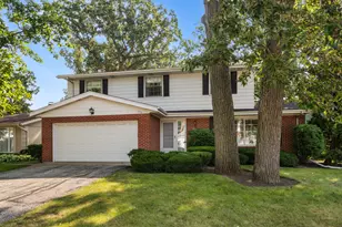 1039 Knollwood Rd, Deerfield, IL 60015 - Photo 1