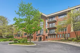 3525 S Cass Ct, Oak Brook, IL 60523 - Photo 1