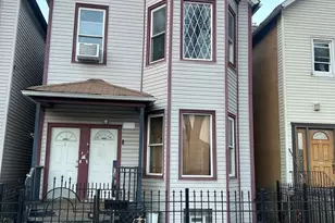 520 W 44th Pl, Chicago, IL 60609 - Photo 1