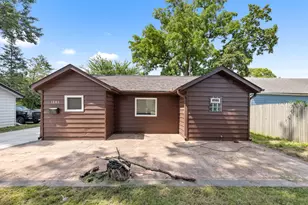 1201 15th St, Rockford, IL 61104 - Photo 1