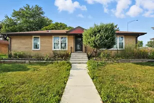 16948 South Park Ave, South Holland, IL 60473 - Photo 1
