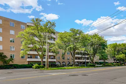 6400 N Cicero Avenue #213, Lincolnwood, IL 60712 - Photo 1