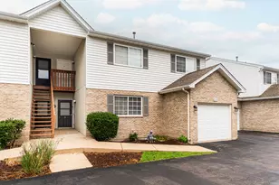 965 Constance Ln, Sycamore, IL 60178 - Photo 1