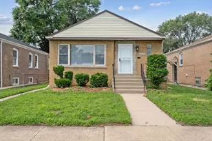 12634 S Harvard Ave, Chicago, IL 60628 - Photo 1