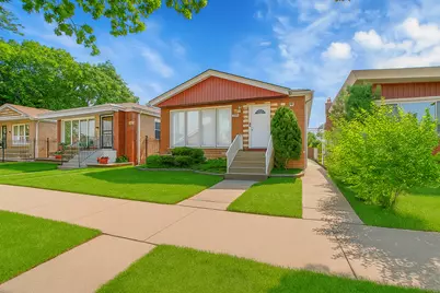 9007 S Cregier Avenue, Chicago, IL 60617 - Photo 1