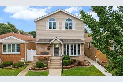 5211 S Sayre Avenue, Chicago, IL 60638 - Photo 1