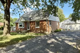 9305 S 78th Ave, Hickory Hills, IL 60457 - Photo 1