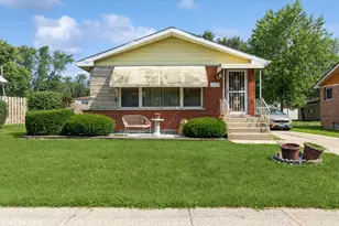 223 Lynn Ln, Chicago Heights, IL 60411 - Photo 1