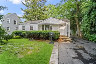 2954 Greenwood Ave, Highland Park, IL 60035 - Photo 1