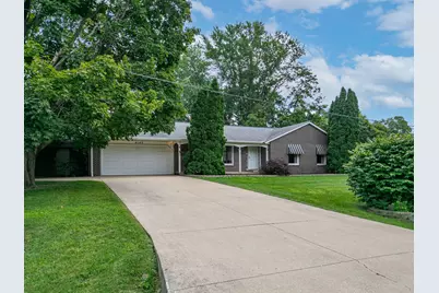 4145 Shorewood Drive, Rockford, IL 61101 - Photo 1