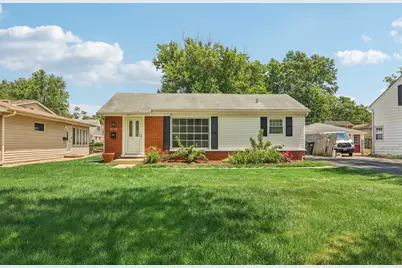 217 S Park Boulevard, Glen Ellyn, IL 60137 - Photo 1