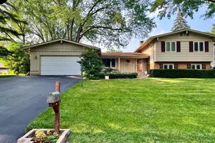 438 High Rd, Cary, IL 60013 - Photo 1