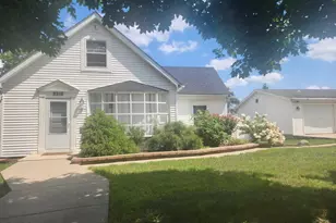 3319 Phillips Ave, Steger, IL 60475 - Photo 1