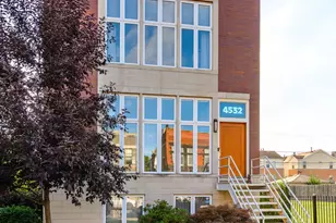 4532 S Oakenwald Ave, Chicago, IL 60653 - Photo 1