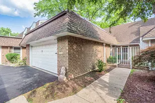 5 Haverhill on Auburn, Rolling Meadows, IL 60008 - Photo 1