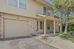 9320 Meadowview Dr, Orland Hills, IL 60487 - Photo 1