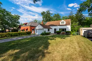 7025 N Kenton Ave, Lincolnwood, IL 60712 - Photo 1