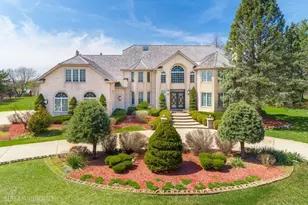 22 Westlake Dr, South Barrington, IL 60010 - Photo 1