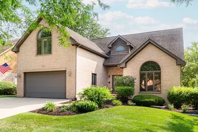 217 Hillandale Drive, Bloomingdale, IL 60108 - Photo 1