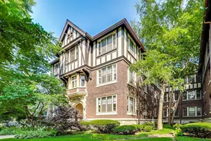 1641 Hinman Ave, Evanston, IL 60201 - Photo 1