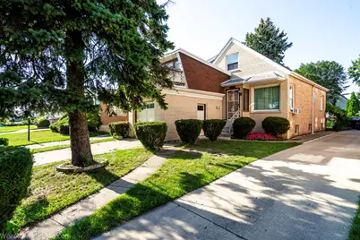 6228 W Lawrence Avenue, Chicago, IL 60630 - Photo 1
