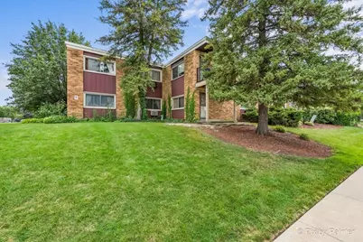 1313 S Rebecca Road #101, Lombard, IL 60148 - Photo 1