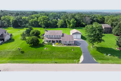 19011 Raven Hills Drive, Marengo, IL 60152 - Photo 1