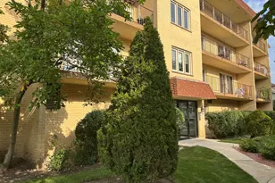 6300 W Montrose Ave, Chicago, IL 60634 - Photo 1