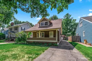 137 S Fordham Ave, Aurora, IL 60506 - Photo 1