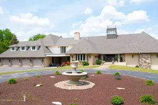 4011 Valley View Rd, Crystal Lake, IL 60012 - Photo 1