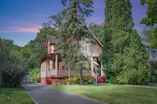 9806 S Vanderpoel Ave, Chicago, IL 60643 - Photo 1