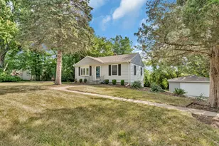 1107 S Hough Street S, Barrington, IL 60010 - Photo 1