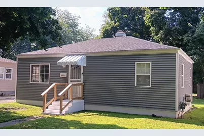 2916 Kenmore Avenue, Rockford, IL 61101 - Photo 1
