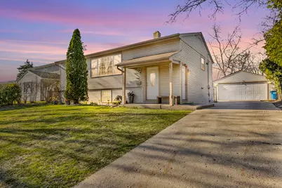 1824 Endicott Circle, Carpentersville, IL 60110 - Photo 1