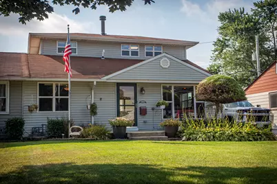 8925 S Main Street, Hometown, IL 60456 - Photo 1