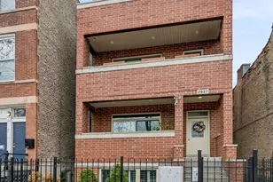 2627 W Thomas St, Chicago, IL 60622 - Photo 1