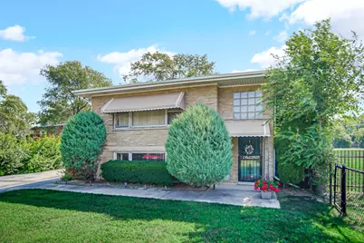 13609 S Crawford Avenue, Crestwood, IL 60418 - Photo 1