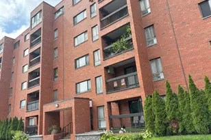 3700 Capri Ct, Glenview, IL 60025 - Photo 1