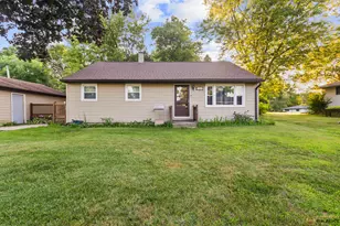 3404 Clover Ln, Zion, IL 60099 - Photo 1