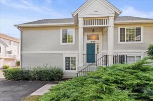 643 Cary Woods Cir, Cary, IL 60013 - Photo 1