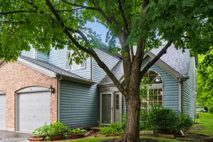 242 Wellington Cir, Gurnee, IL 60031 - Photo 1