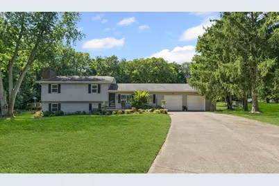 1109 S Clapper Court, Mahomet, IL 61853 - Photo 1