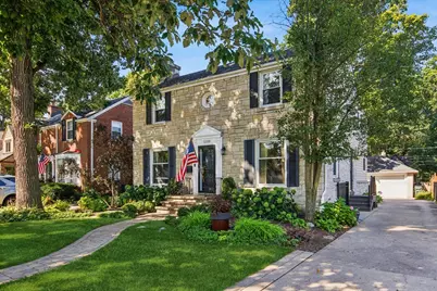 1220 S Knight Avenue, Park Ridge, IL 60068 - Photo 1