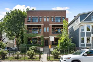 2700 N Wayne Ave, Chicago, IL 60614 - Photo 1