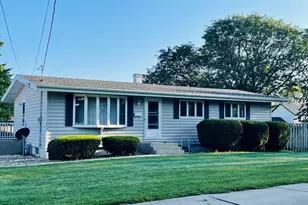 1524 Chambers Ave, Peru, IL 61354 - Photo 1