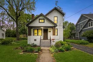 504 Newton Ave, Glen Ellyn, IL 60137 - Photo 1