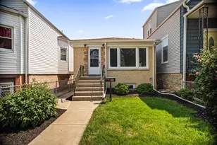 2121 N Karlov Ave, Chicago, IL 60639 - Photo 1